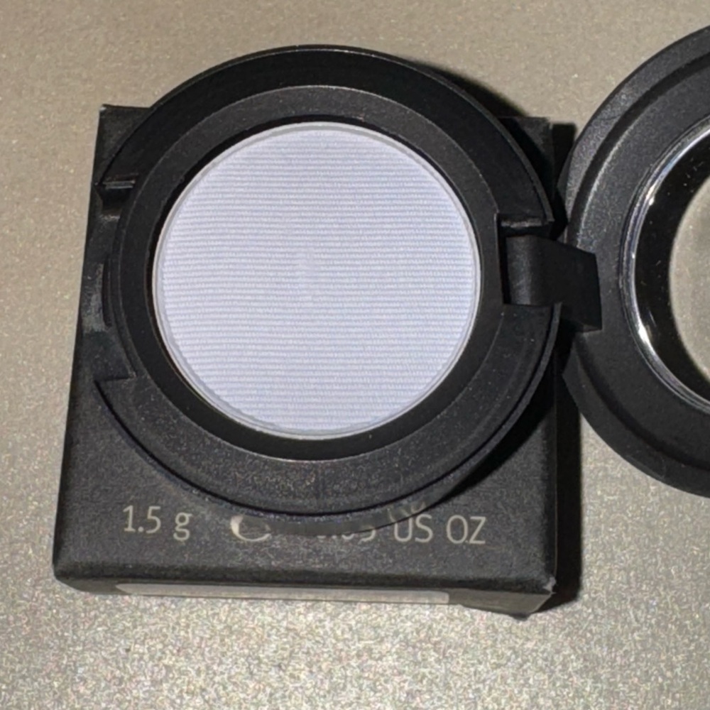 Mac cosmetics washout Eyeshadow